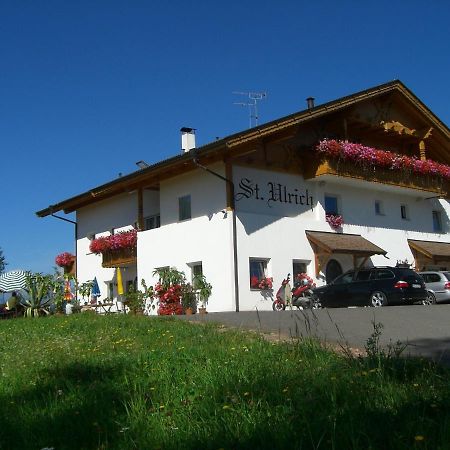 Gasthof St. Ulrich Meltina Exterior foto