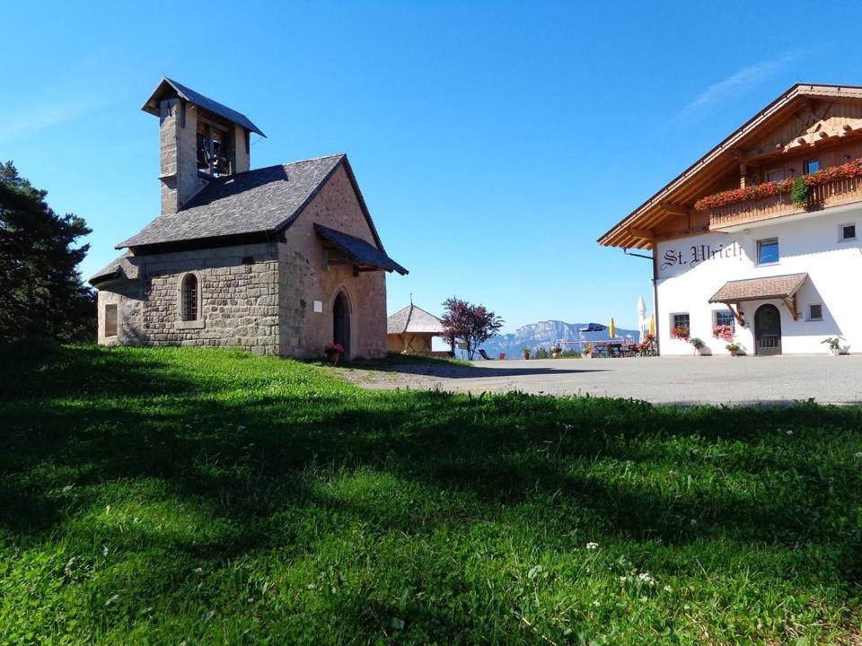 Gasthof St. Ulrich Meltina Exterior foto