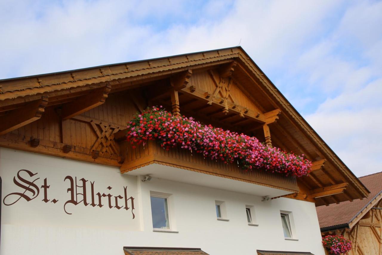 Gasthof St. Ulrich Meltina Exterior foto
